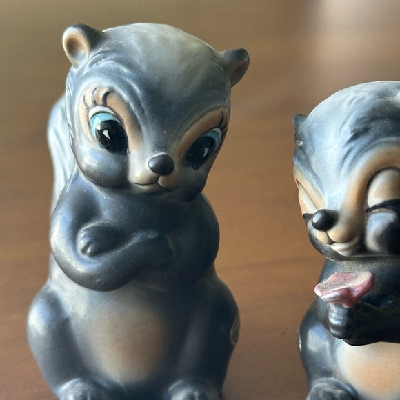 Skunk Figurines - Picture 2 of 9